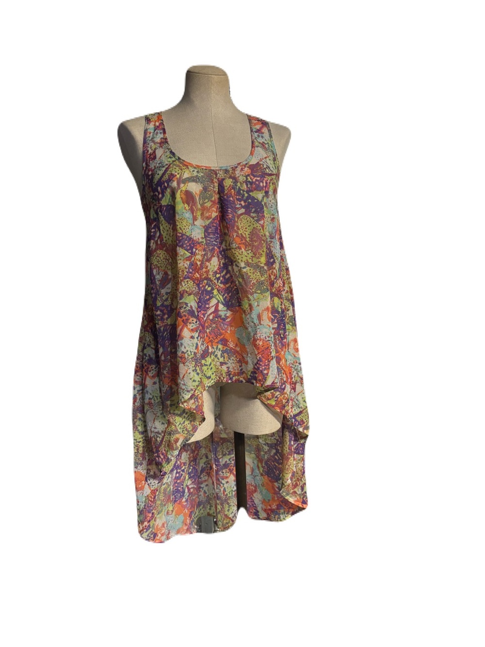 Sleeveless Multicolor Printed High-Low Tank Top